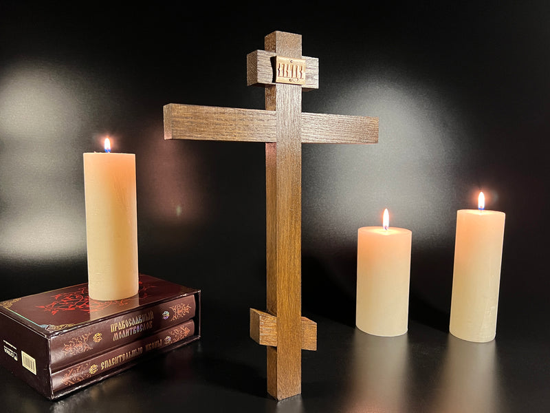 POLISHED WOODEN RELIGIOUS CROSS
