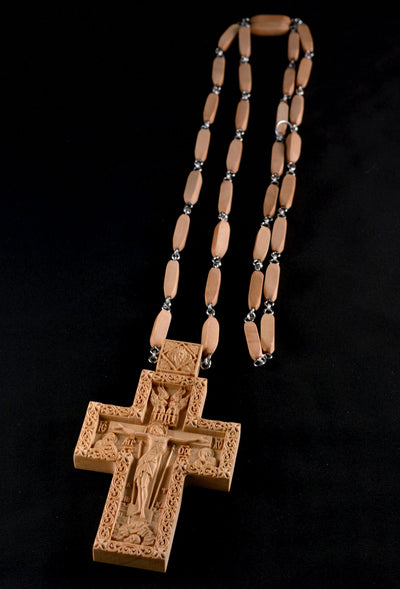 WOODEN CROSS WITH CHAIN FOR PRIEST